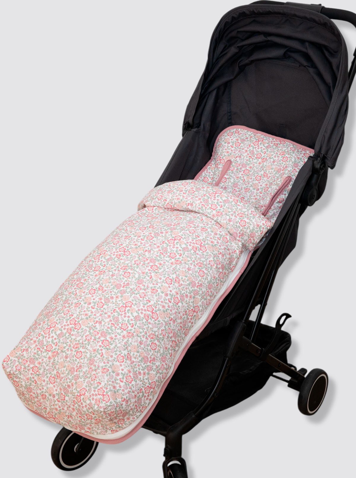 Housse de poussette légère Nina rose à fleurs avec chancelière