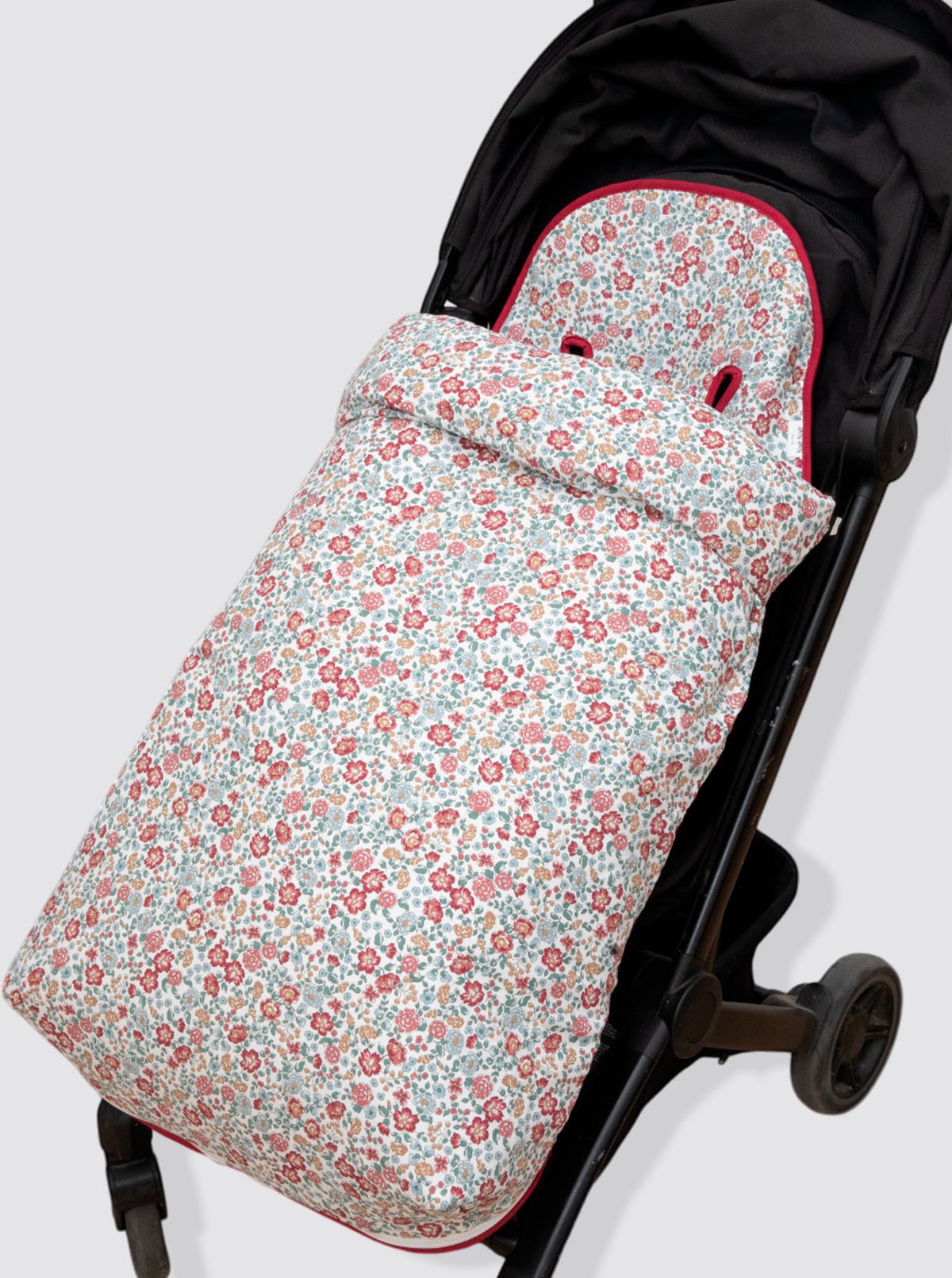 Joolz Aer Stroller Cover with Footmuff + Nina Flowers Burgundy