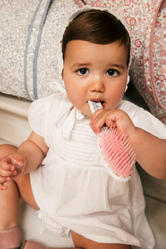 Oval Brush Flowers Pink Girl