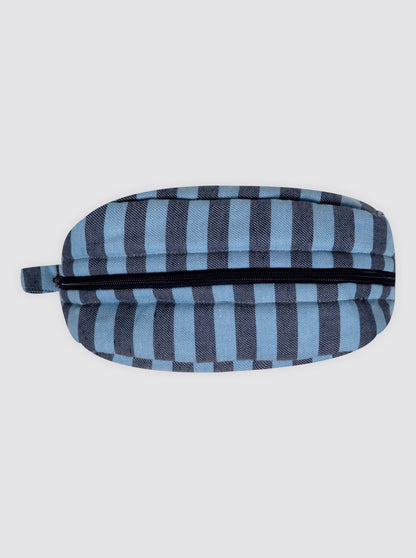 Trousse de toilette en denim et bleu clair à rayures