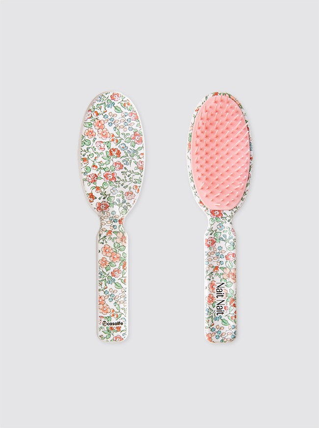 Oval Brush Flowers Inés Rosa