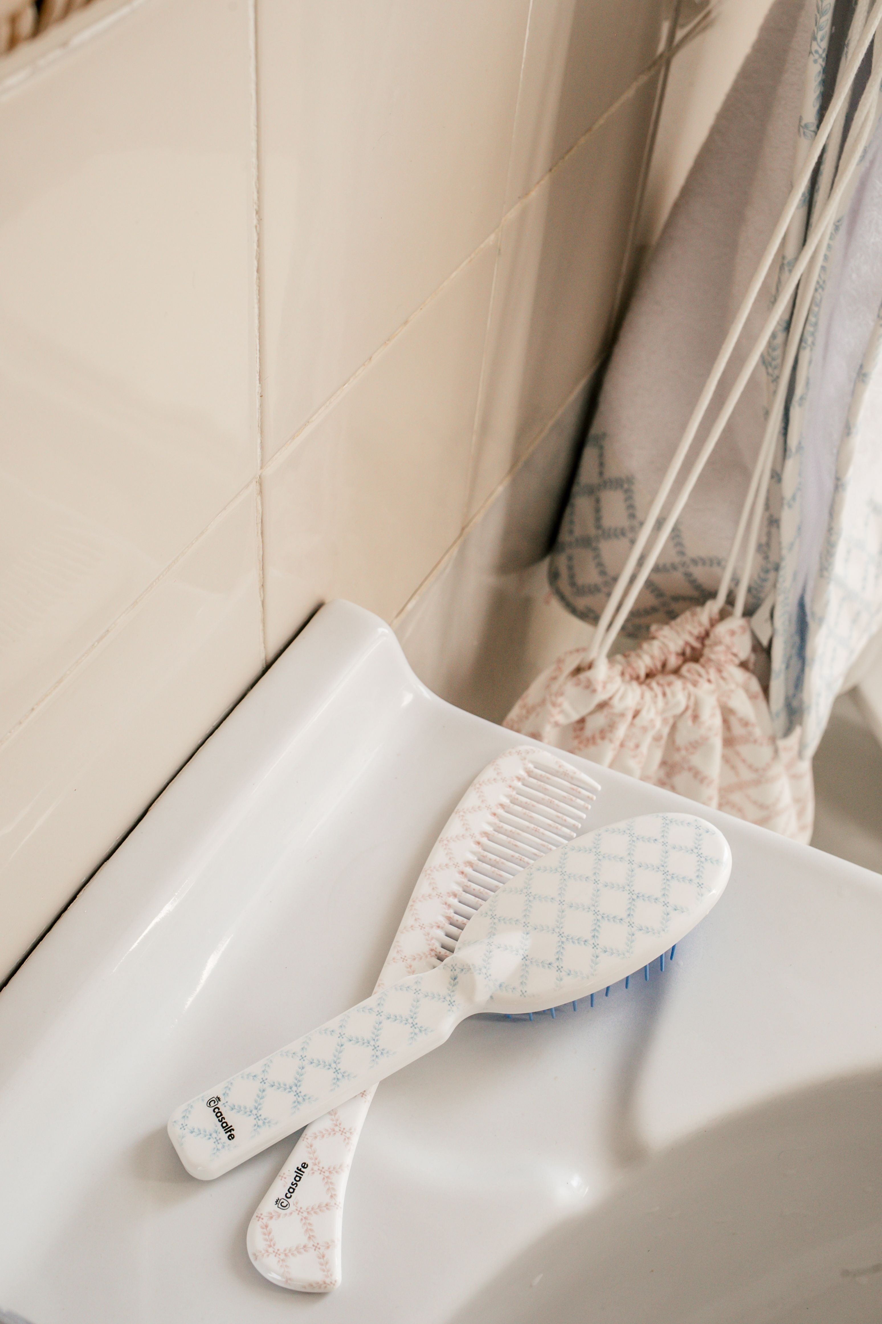 Cepillo Oval Pequeño Atenea Azul