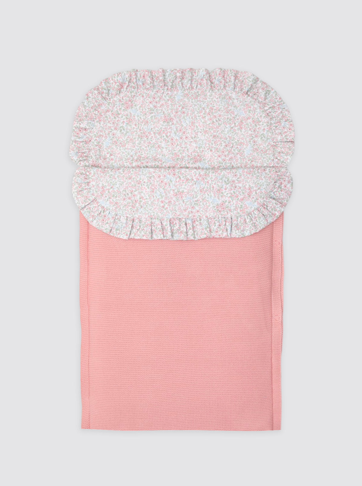 Saco de Punto Invierno Rosa con Sábana Florecitas Manuela con Guata Extraíble - Capazo
