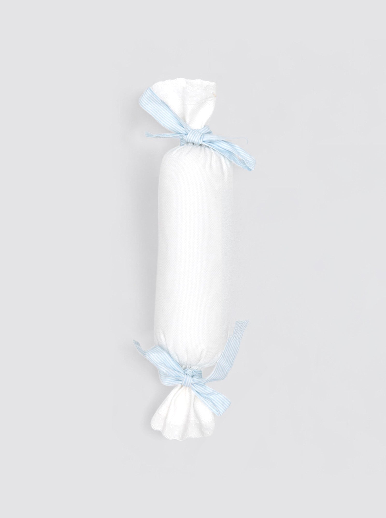 Cojín Antivuelco Piqué Nano- Lazo Estampado