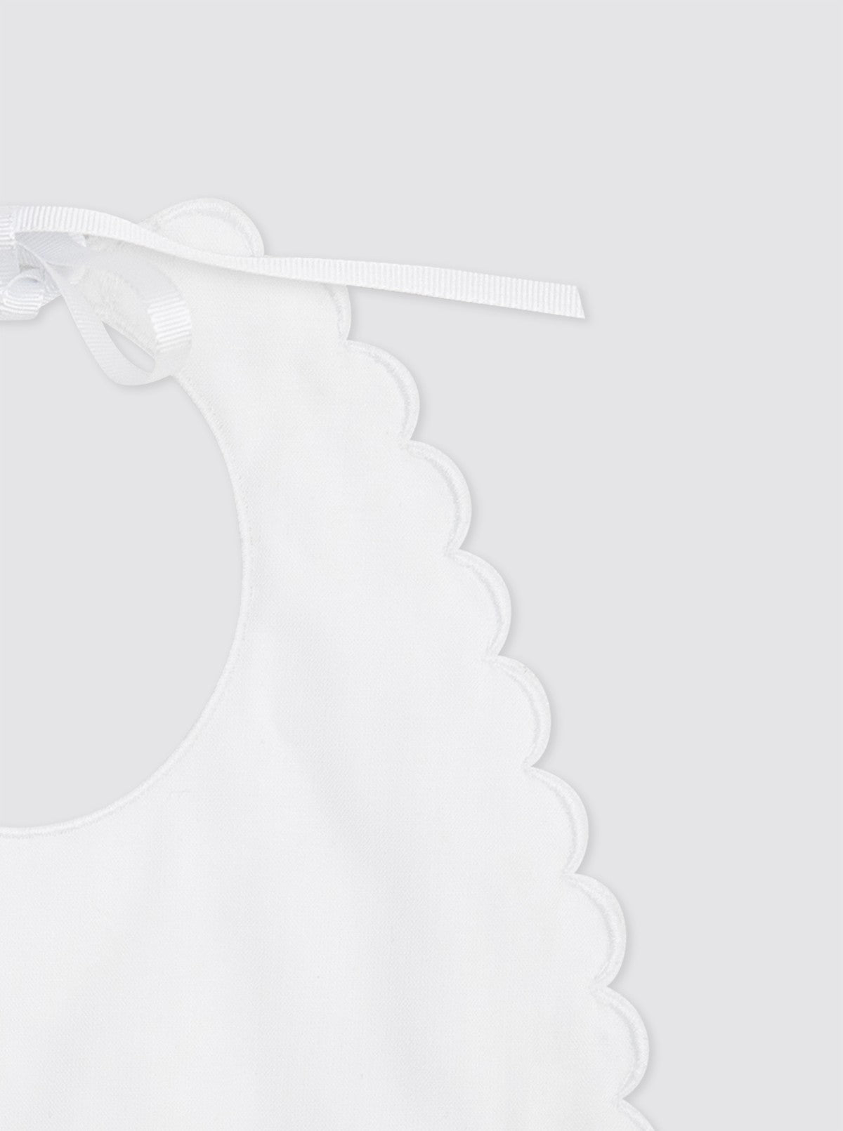 Bavoir Baba Batista brodé de fleurs 