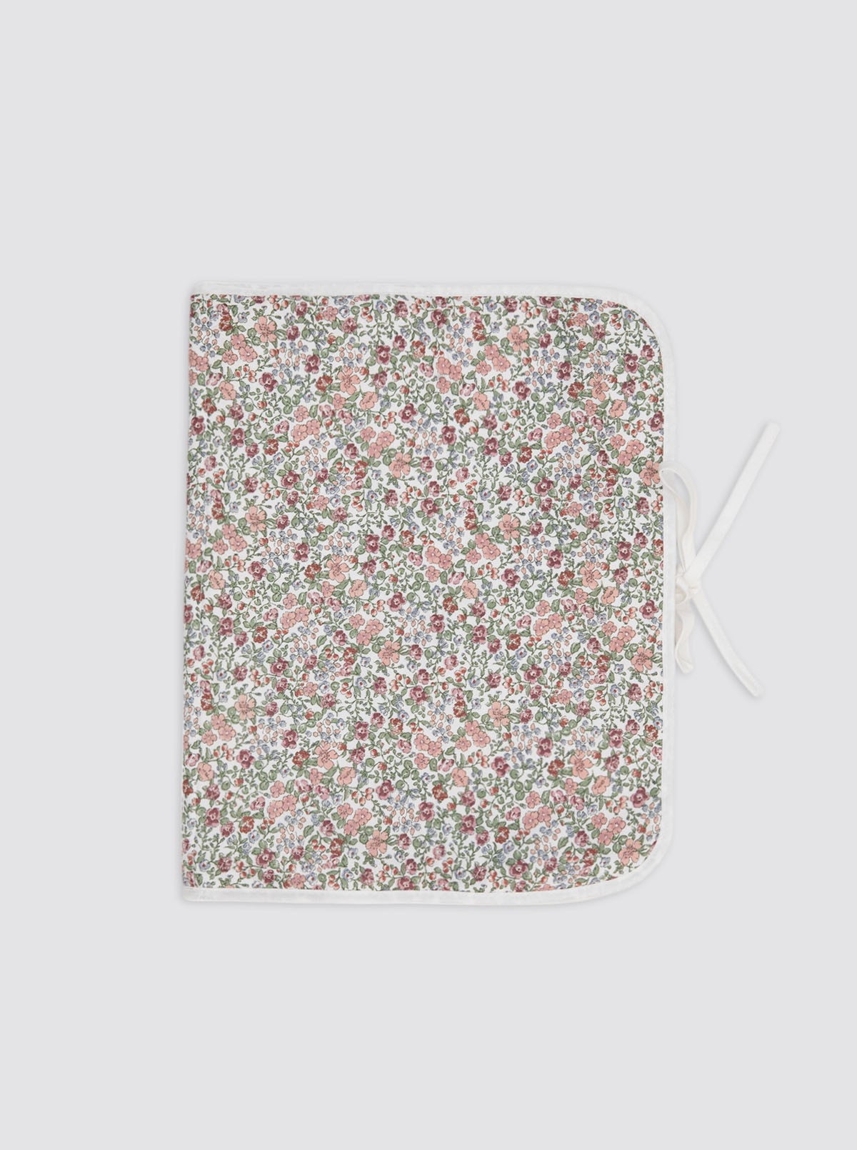 Inés Rosa Floral Clothes Organizer Bag