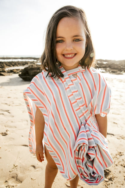 Poncho de plage à rayures roses