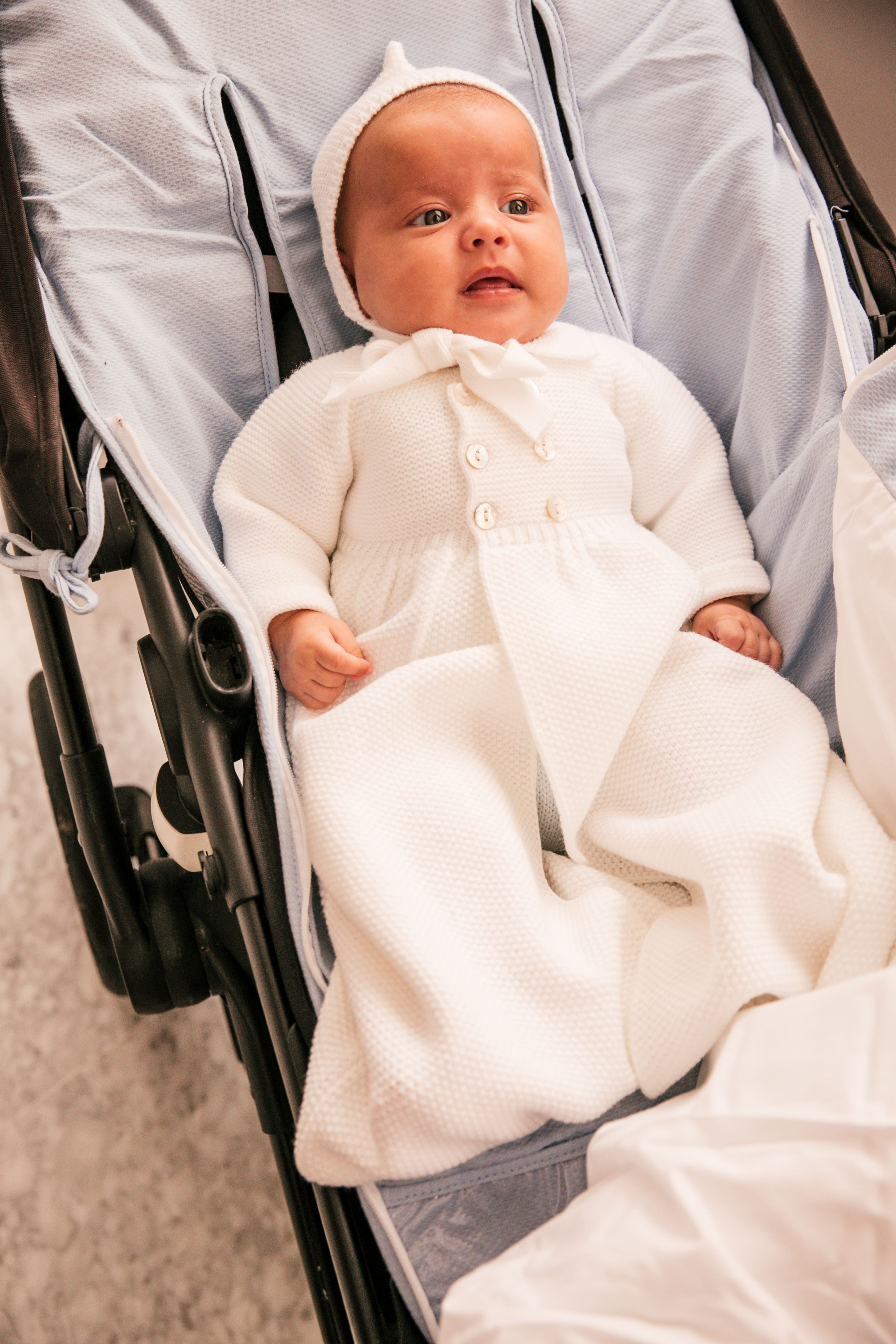 Abrigo Saco Punto Invierno + Gorro Blanco