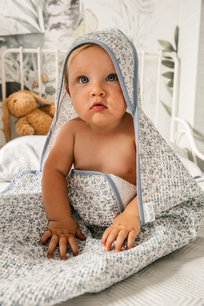 Lightweight Baby Bath Towel with Blue Flowers
