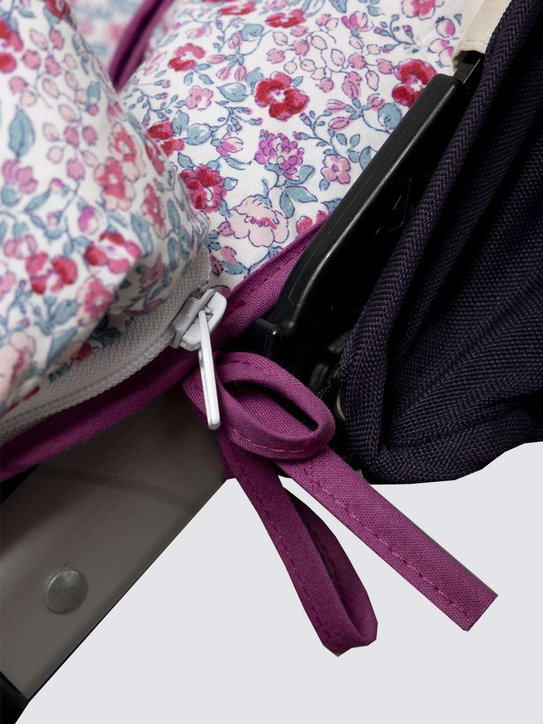 Funda de Silla con Saco Universal Flor Lola Rosa